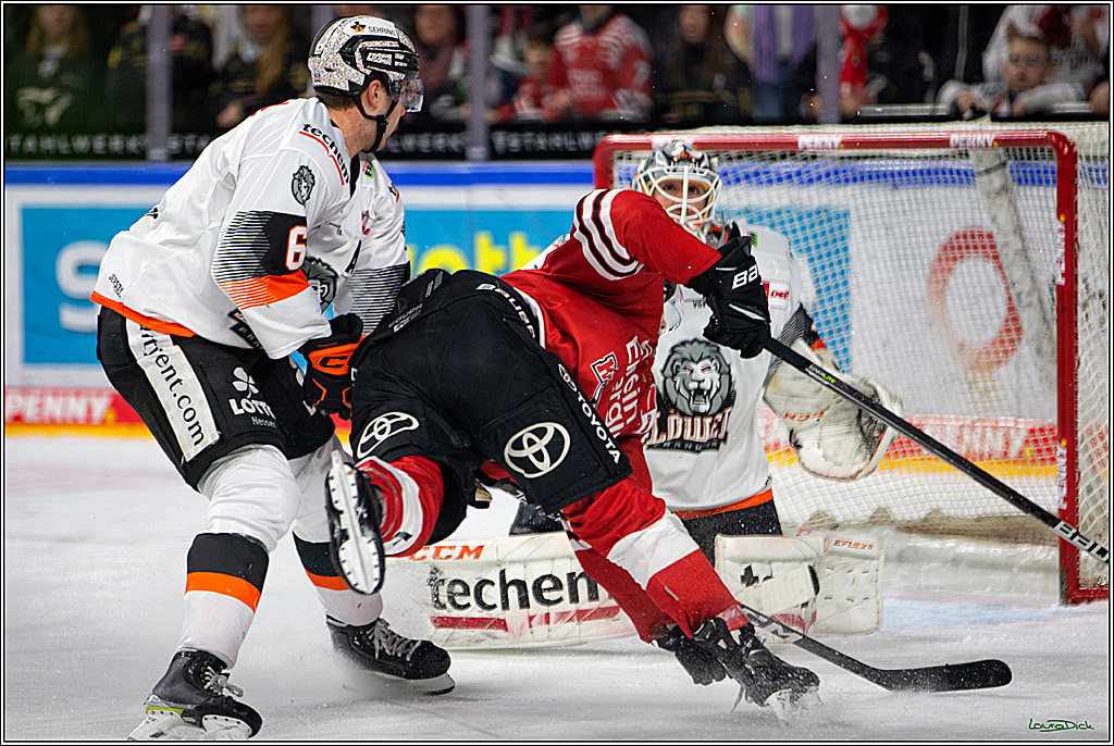 PENNY DEL; Koelner Haie- Loewen Frankfurt; Koeln, 01.12.2022